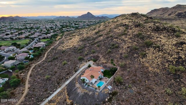 4852 W EL CORTEZ Place, Phoenix, AZ 85083