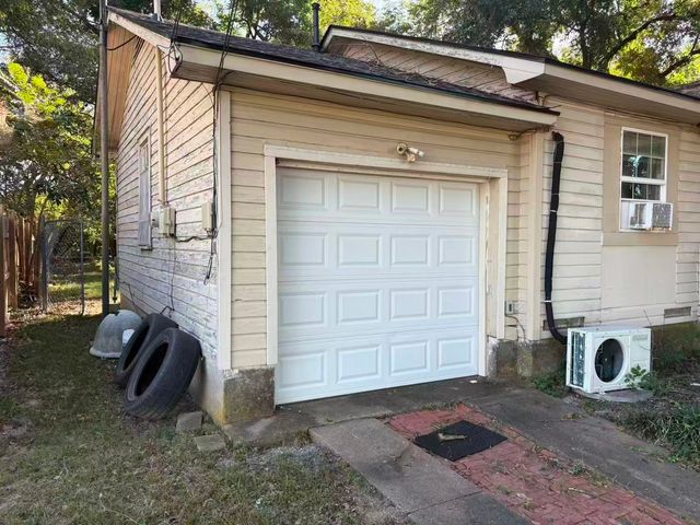 617 S Austin Street, Sherman, TX 75090