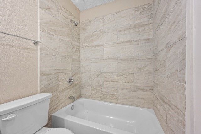 802 Las Palmas Drive, Grand Prairie, TX 75052