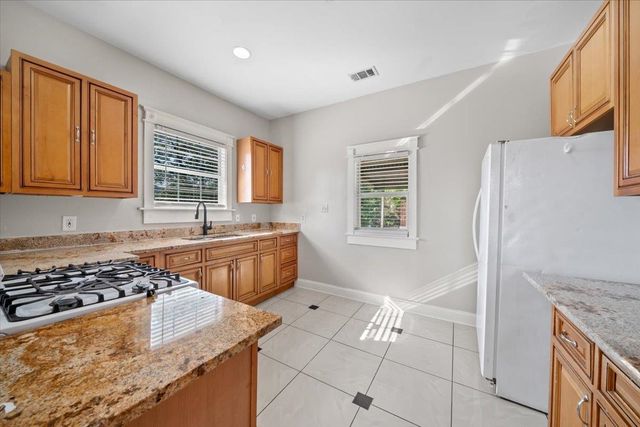 196 N MCNEIL ST, Memphis, TN 38112