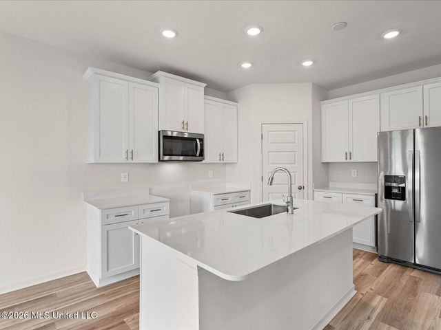 3739 Olivia Drive, Ocean Springs, MS 39564