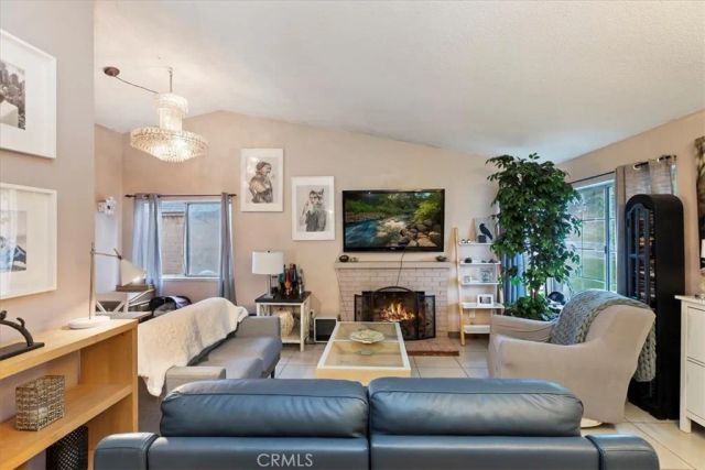 156 S Loretta, Rialto, CA 92376