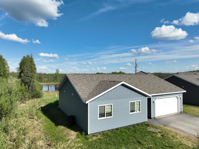 1582 PARTROW LANE, North Pole, AK 99705