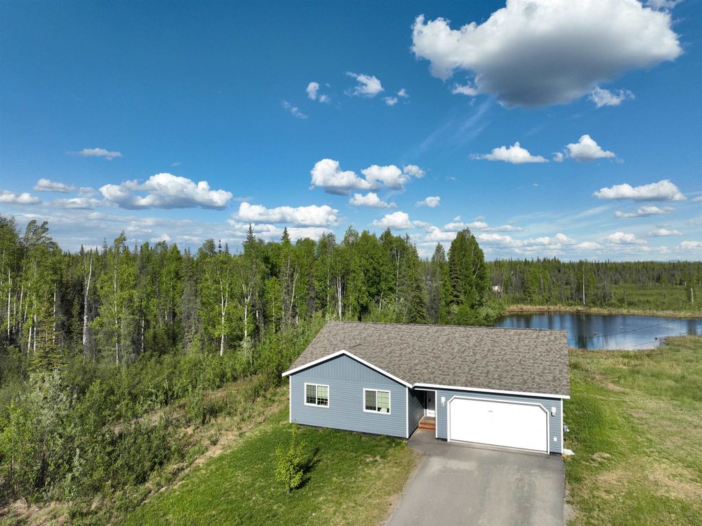 1582 PARTROW LANE, North Pole, AK 99705