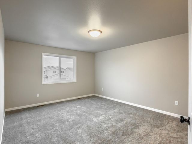 6227 87th Avenue S, Horace, ND 58047