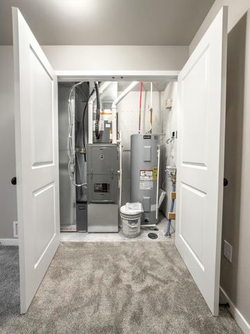 6227 87th Avenue S, Horace, ND 58047