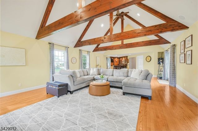 30 Oakley Way, Wayne Twp., NJ 07470