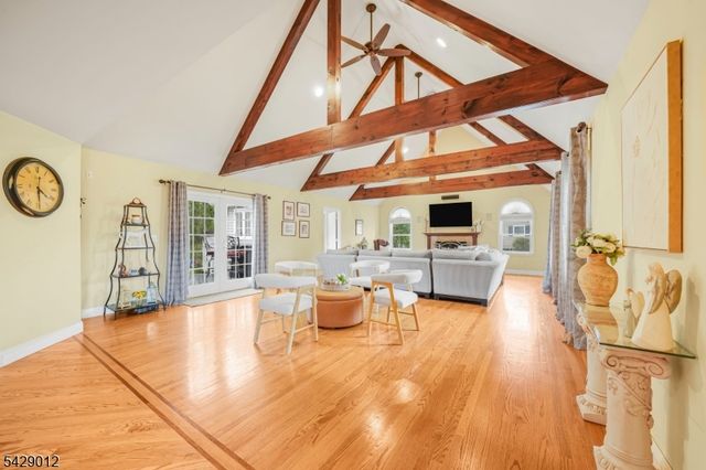 30 Oakley Way, Wayne Twp., NJ 07470