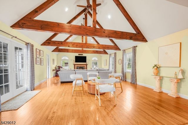 30 Oakley Way, Wayne Twp., NJ 07470