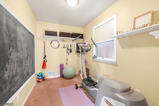 30 Oakley Way, Wayne Twp., NJ 07470