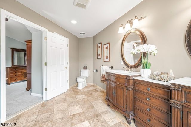30 Oakley Way, Wayne Twp., NJ 07470