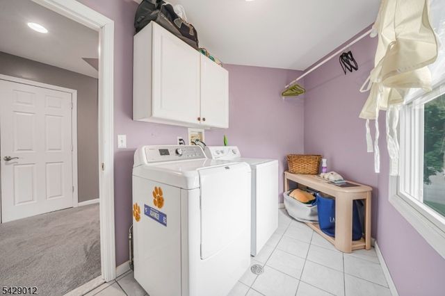 30 Oakley Way, Wayne Twp., NJ 07470