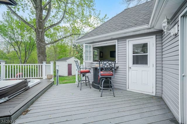 30 Oakley Way, Wayne Twp., NJ 07470