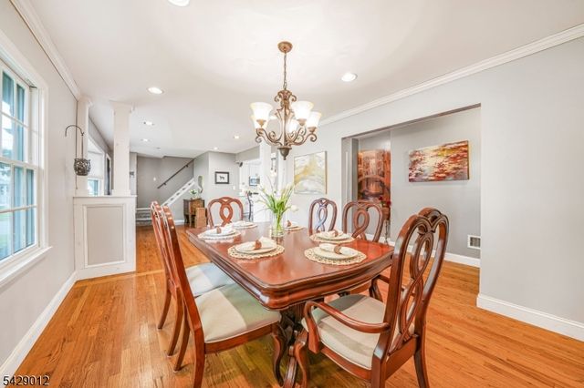 30 Oakley Way, Wayne Twp., NJ 07470