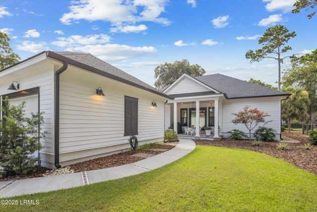 97 Western Trace, Beaufort, SC 29907