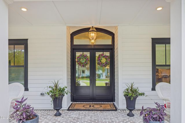 97 Western Trace, Beaufort, SC 29907