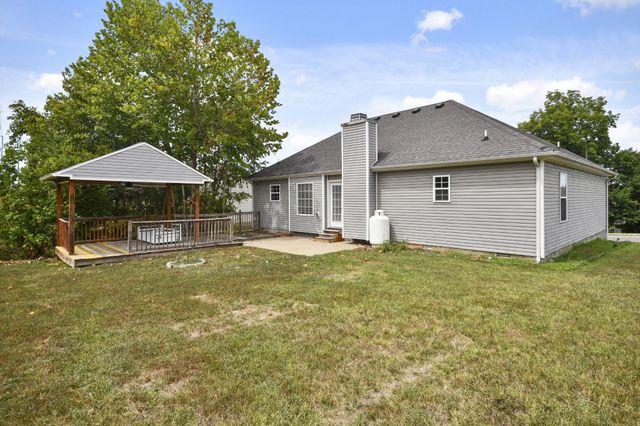 400 Zurich Court, Clarksville, TN 37040