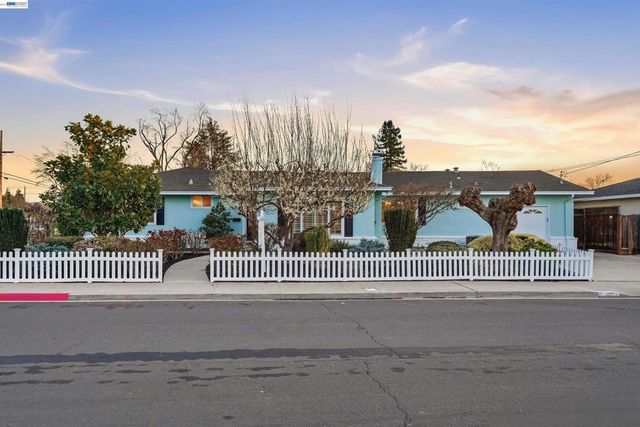 4022 4022 Silver St, Pleasanton, CA 94566