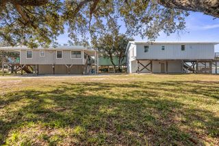 990 Lagoon W Avenue, Gulf Shores, AL 36542