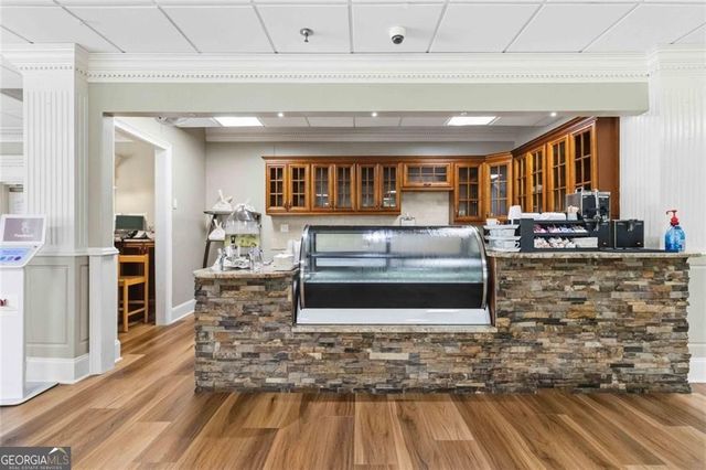 300 Johnson Ferry Road NE B609, Sandy Springs, GA 30328