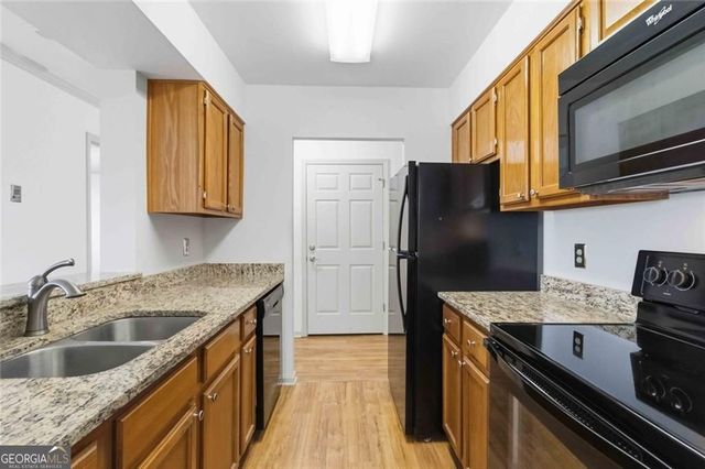 300 Johnson Ferry Road NE B609, Sandy Springs, GA 30328