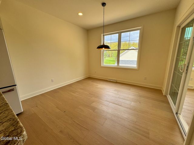 105 Maxwell Road, Colonie, NY 12110