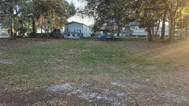 372 E BEACH STREET, Groveland, FL 34736