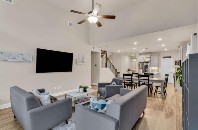 129 Birkshire DR, Georgetown, TX 78626