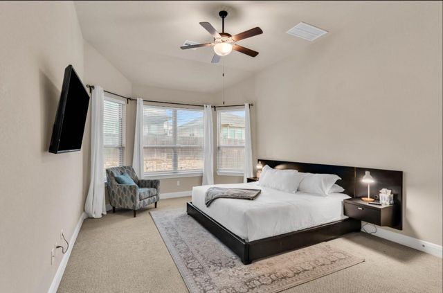 129 Birkshire DR, Georgetown, TX 78626