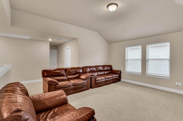129 Birkshire DR, Georgetown, TX 78626