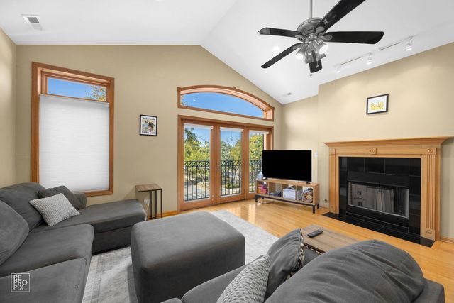 3301 S Michigan Avenue 3, Chicago, IL 60616