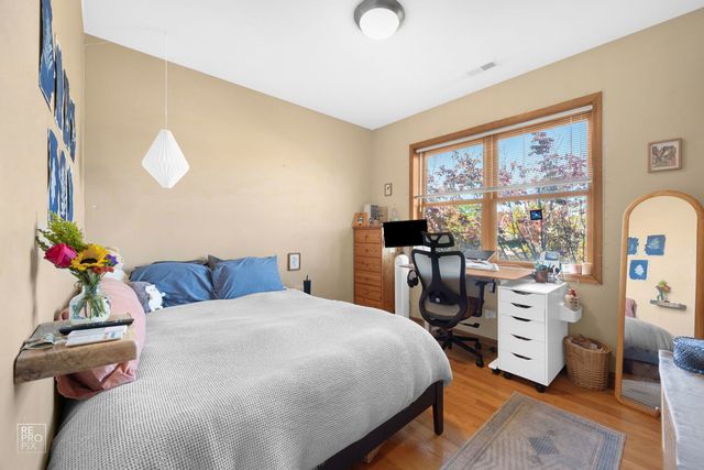 3301 S Michigan Avenue 3, Chicago, IL 60616