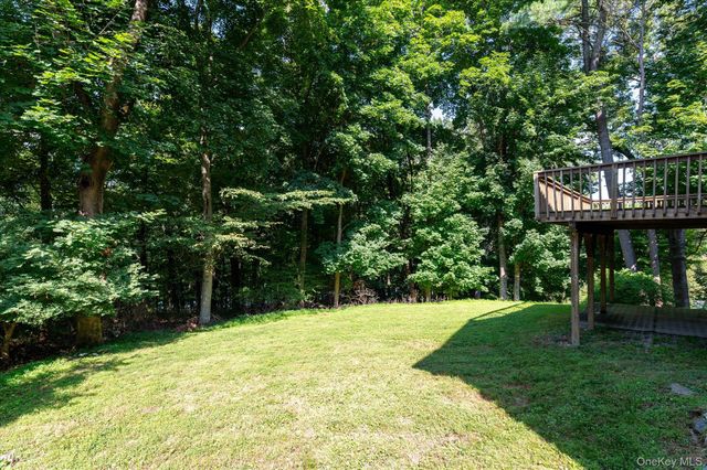 45 Laurelton Road, Mount Kisco, NY 10549