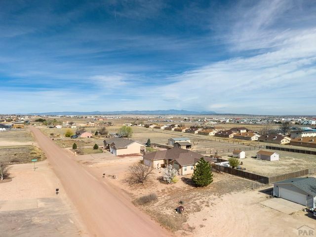 603 E Tanager Dr, Pueblo, CO 81007