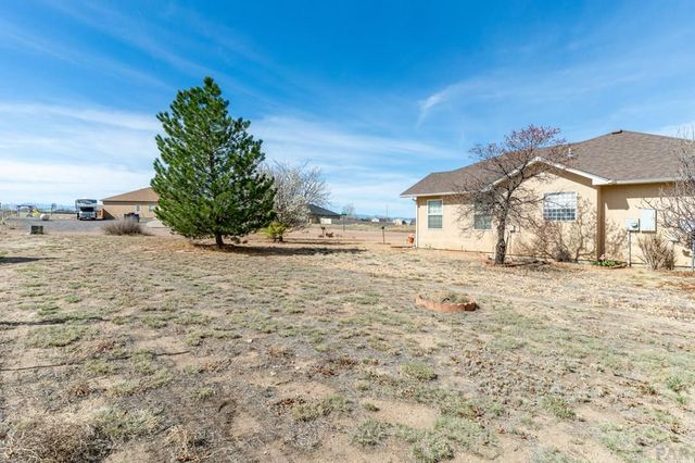 603 E Tanager Dr, Pueblo, CO 81007