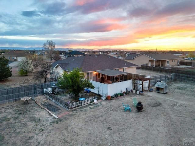 603 E Tanager Dr, Pueblo, CO 81007