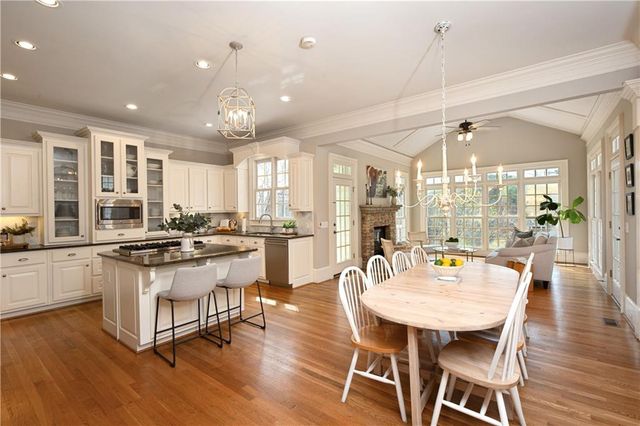 1325 Rolling Links Drive, Alpharetta, GA 30004