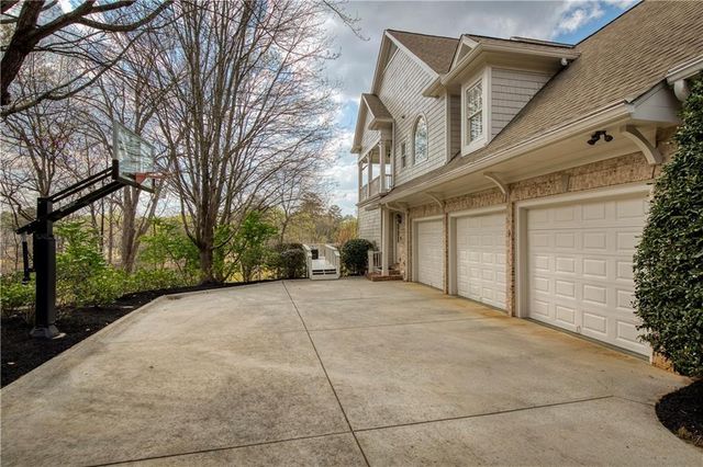 1325 Rolling Links Drive, Alpharetta, GA 30004