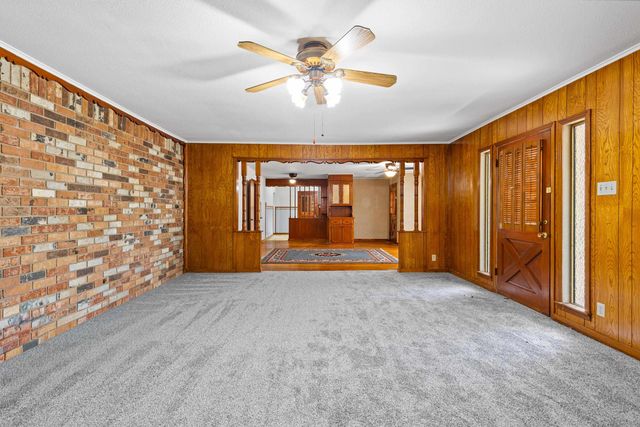 2104 Karnack Highway, Marshall, TX 75670
