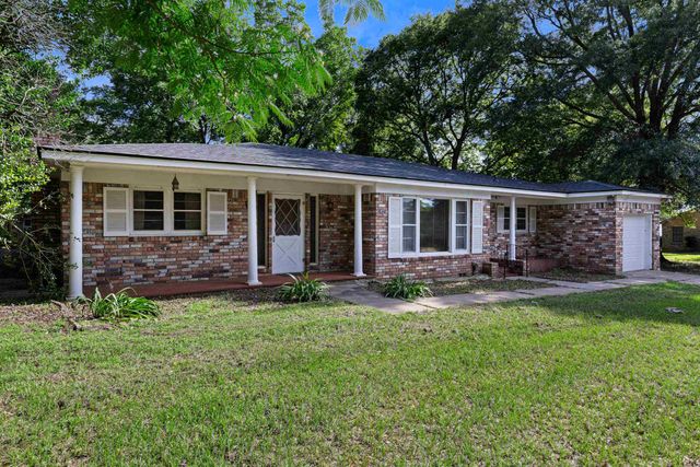 2104 Karnack Highway, Marshall, TX 75670