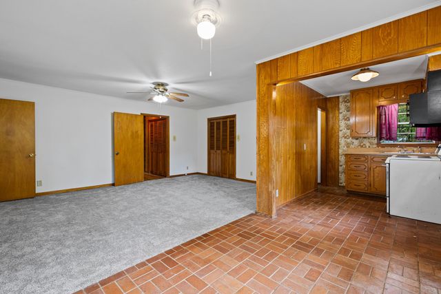 2104 Karnack Highway, Marshall, TX 75670