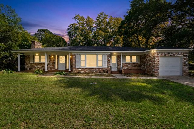 2104 Karnack Highway, Marshall, TX 75670