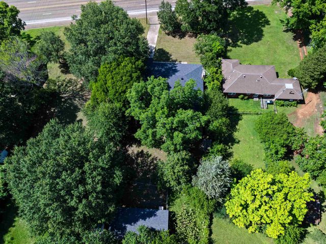 2104 Karnack Highway, Marshall, TX 75670