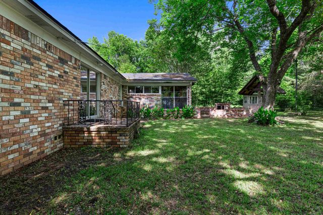 2104 Karnack Highway, Marshall, TX 75670