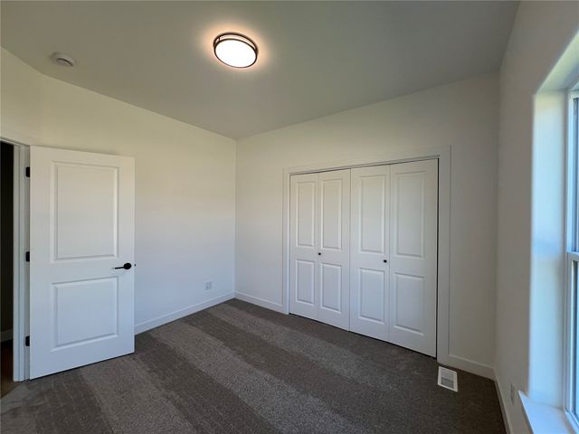 1415 Legend Drive, Tiffin, IA 52340