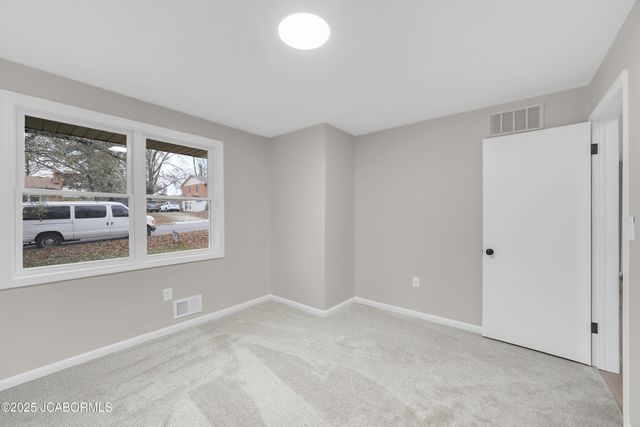 321 ARDEN DRIVE, Jefferson City, MO 65109