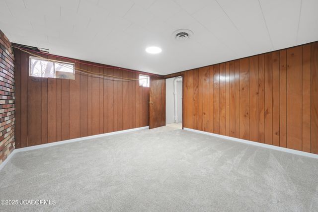 321 ARDEN DRIVE, Jefferson City, MO 65109