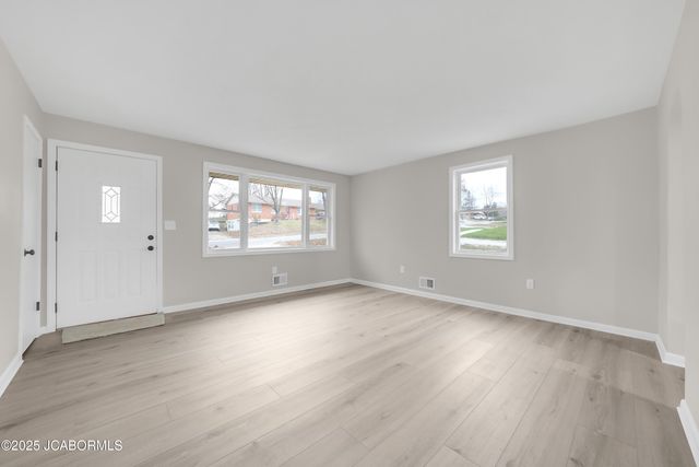 321 ARDEN DRIVE, Jefferson City, MO 65109