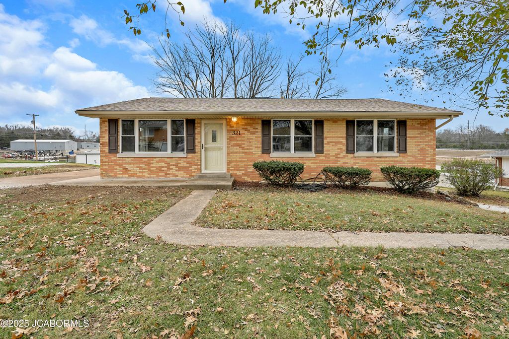 321 ARDEN DRIVE, Jefferson City, MO 65109