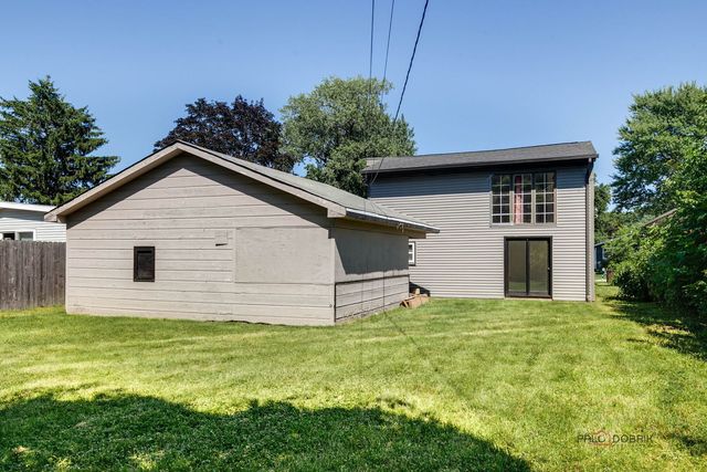 1206 Landon Avenue, Winthrop Harbor, IL 60096